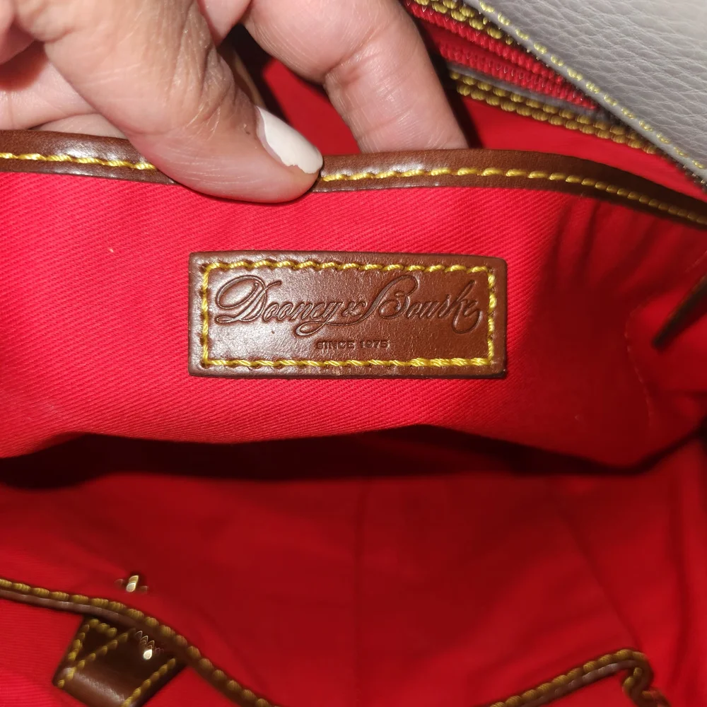 Dooney & Bourke Samba Belted Shopper - Picture 8 of 10